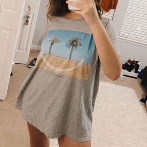 grey “have a nice one” tee